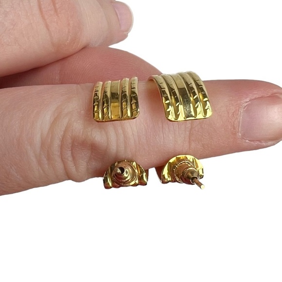 Lot of 10 Pairs of Hoops & Stud Pierced Earrings: LOFT AVON - Picture 15 of 15